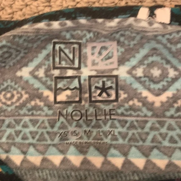 🌹Cute Crop Top Bundle - Very fun & Creative Looks! - Charlotte Russe • Blush - Picture 5 of 12